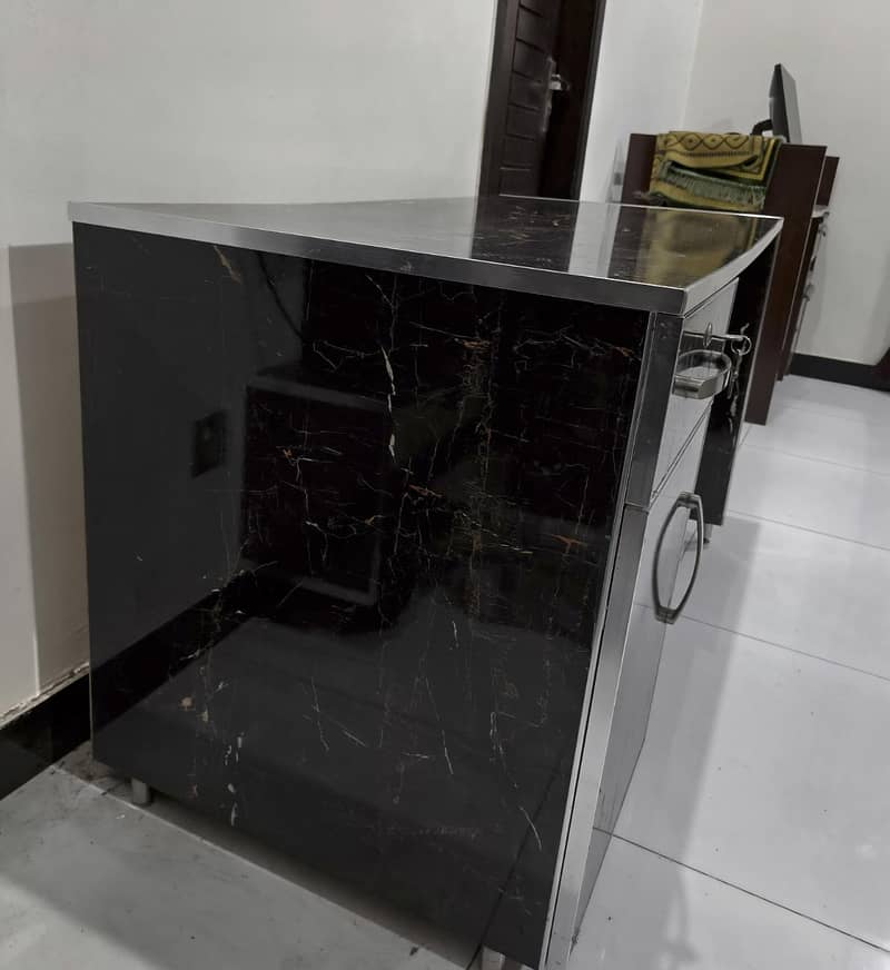 Computer table / Study table 4