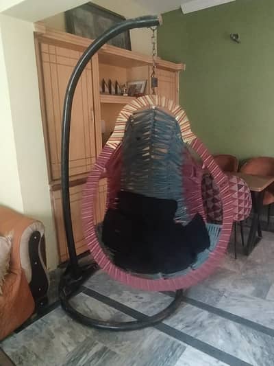 Swing chair in good condition