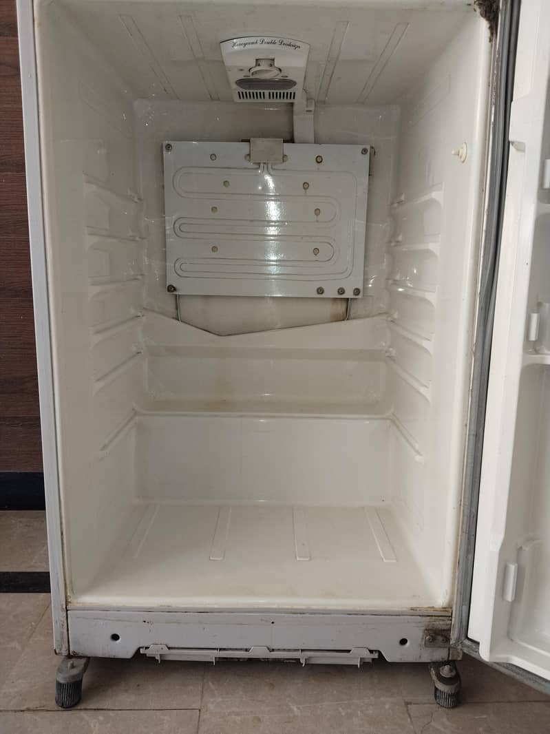 Dawlance refgrater 6