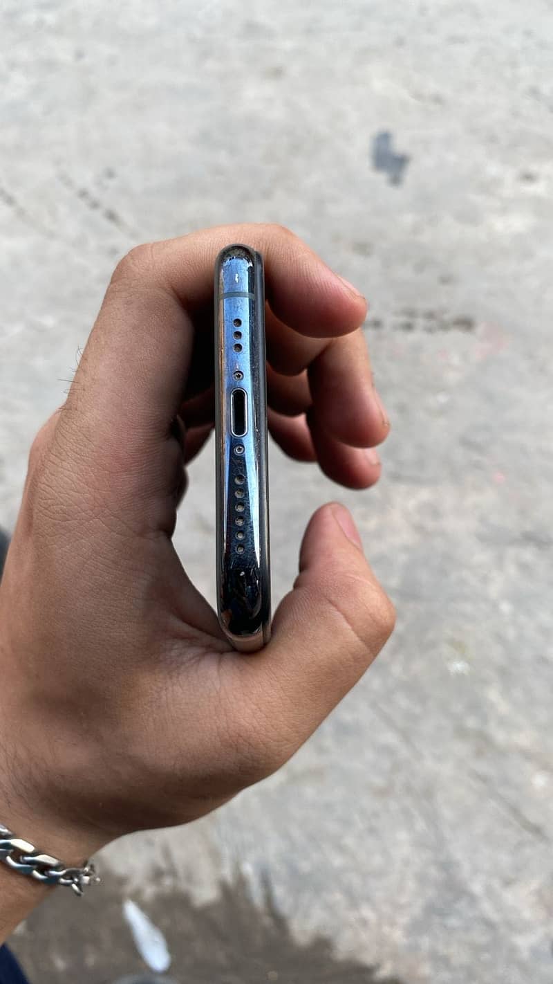 Iphone 11 pro 2