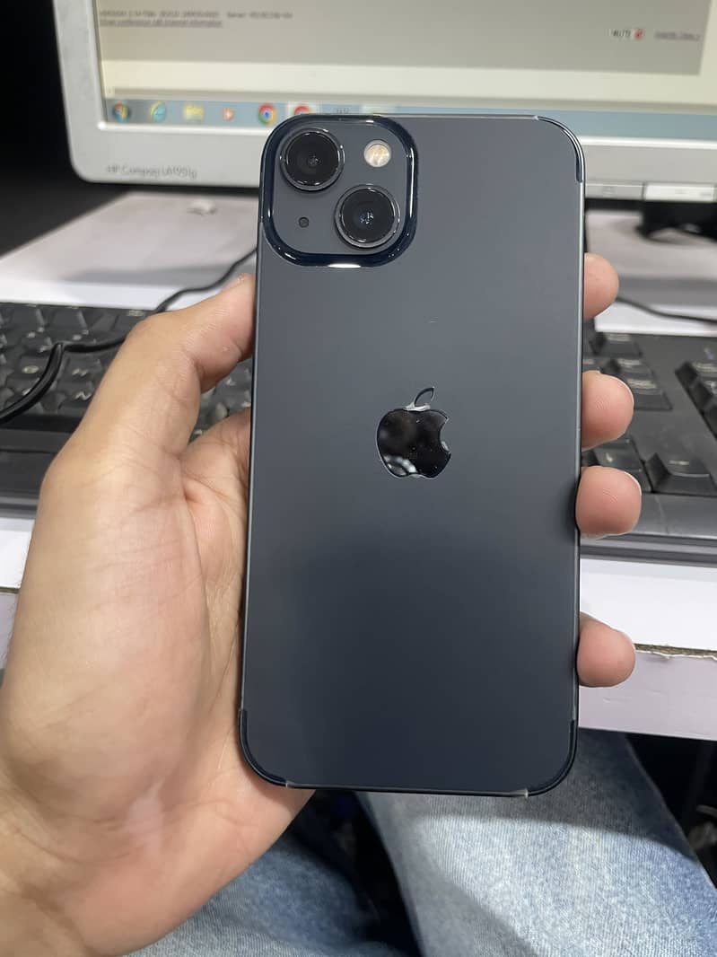 IPhone 13 0