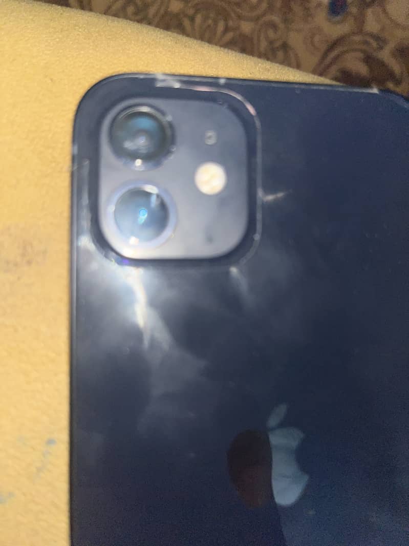 Apple iPhone 12 2
