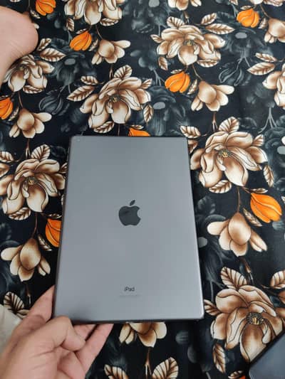 iPad 9th generation 64 all ok 10/10 working all okay best for pubg