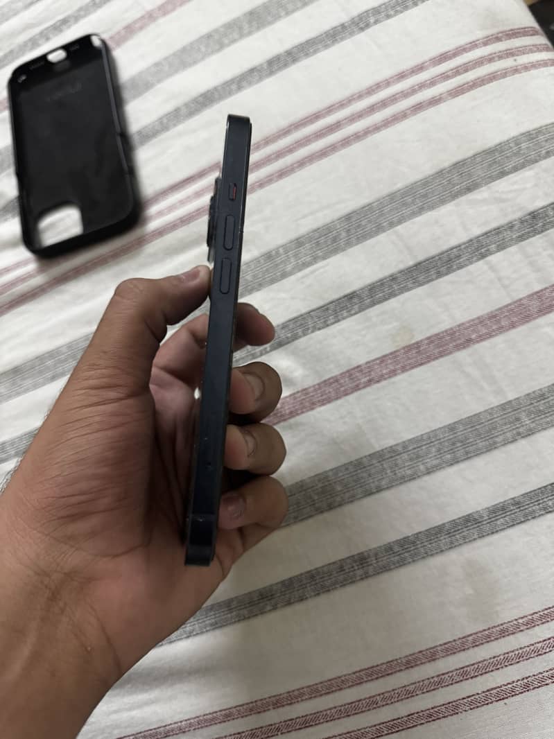 Iphone 13 simple 0