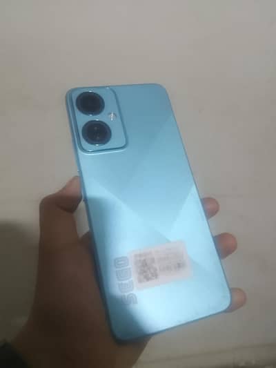 phone condition 10 by 10 box ka sath phone khula WA b NH hai