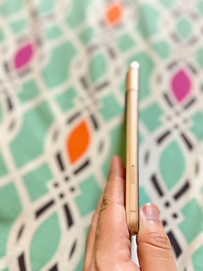 google pixel 8 4