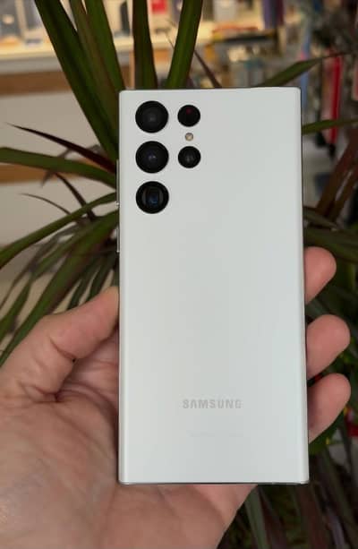 Pristine Samsung Galaxy S22 Ultra (512GB & Official PTA Approved)