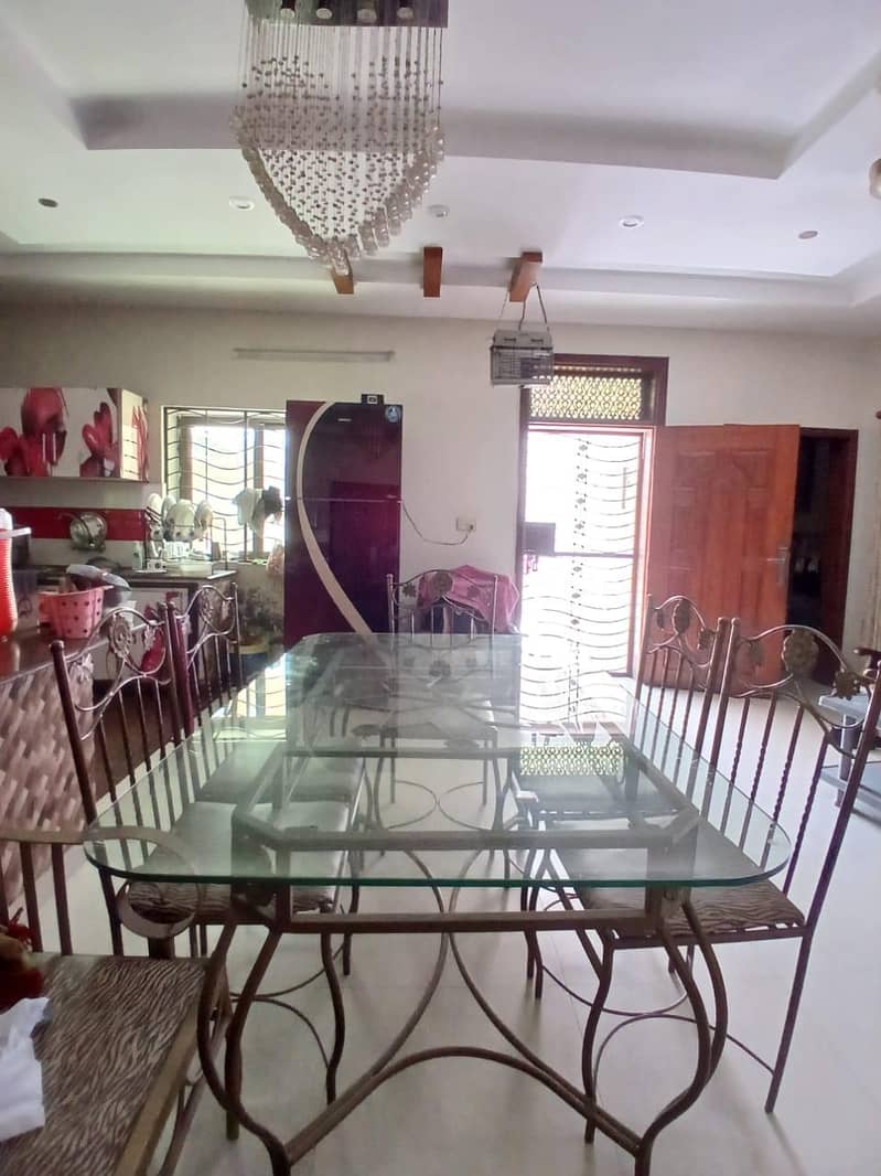dinning table 0