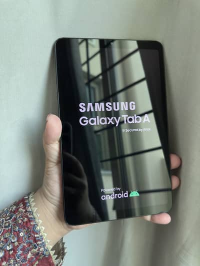 Samsung Galaxy Tab A - 8.4 Display
