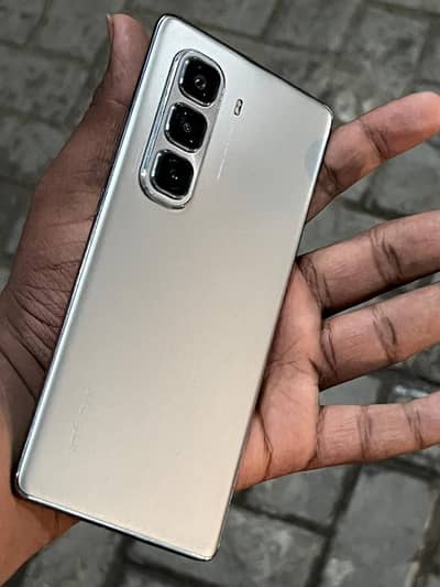 Infinix hot 50 pro plus