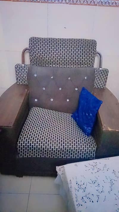 sofa set available