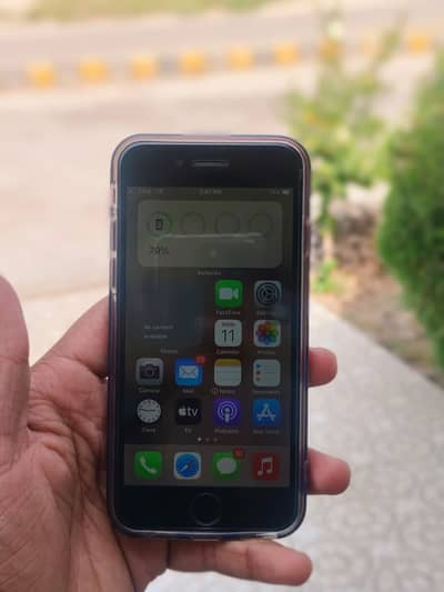 iPhone 8 PTA approved all ok
