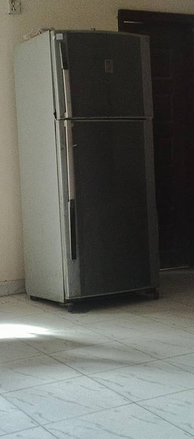 Dawlance refrigerator freezer fridge