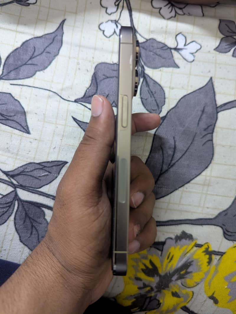 Iphone 14 pro 2
