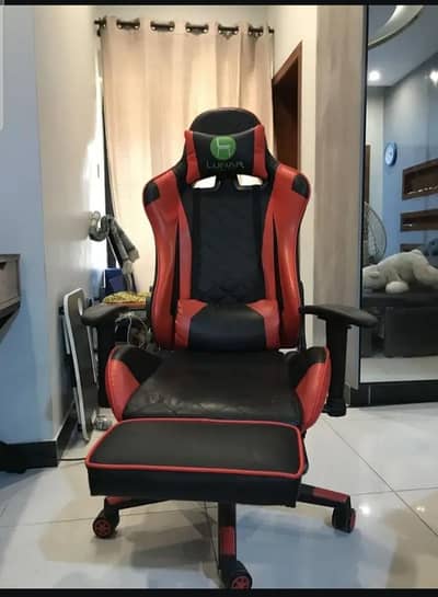 Lunar gaming chair
