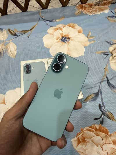 Iphone 16jv teal green