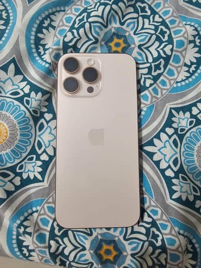 Iphone 16 pro max desert