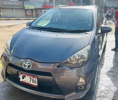 TOYOTA AQUA S push start modal 2012 reg 2016