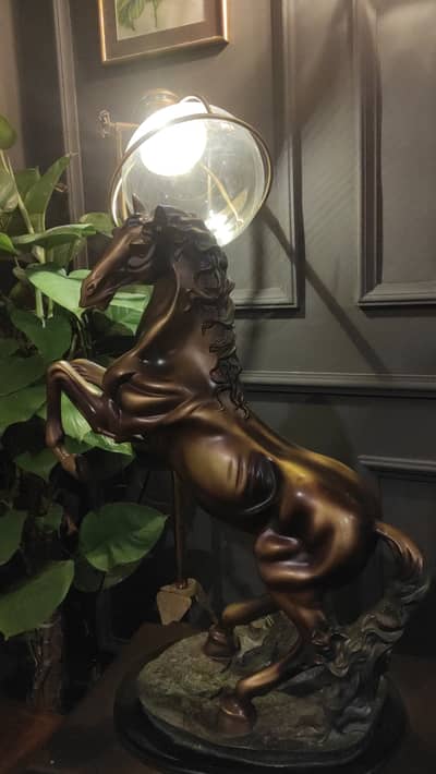 Horse showpiece