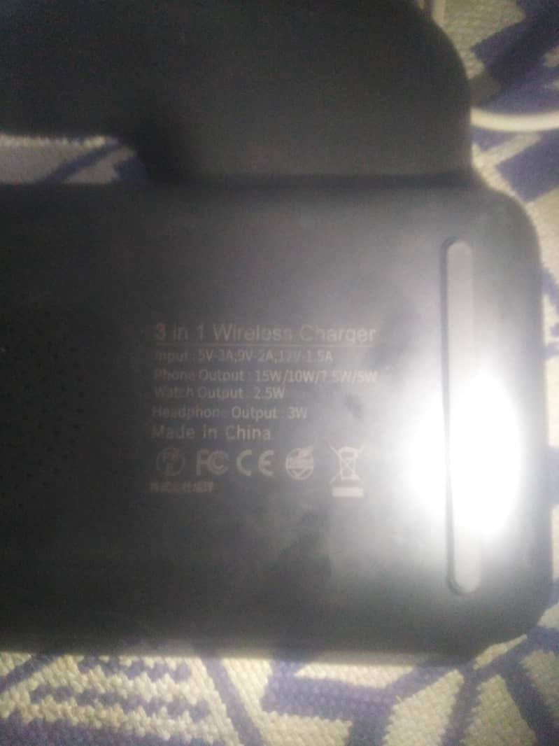 wire less charger 2