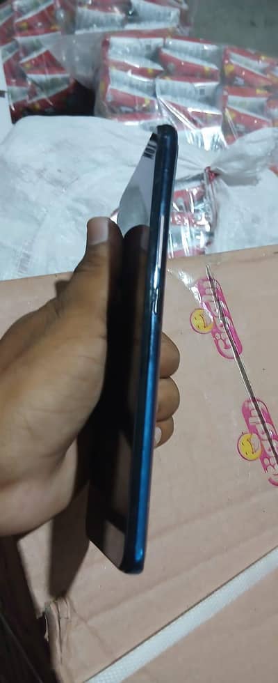Vivo 15 8/256