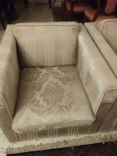 Formal Sofa Set