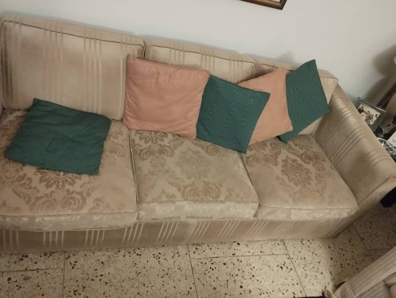 Formal Sofa Set 2