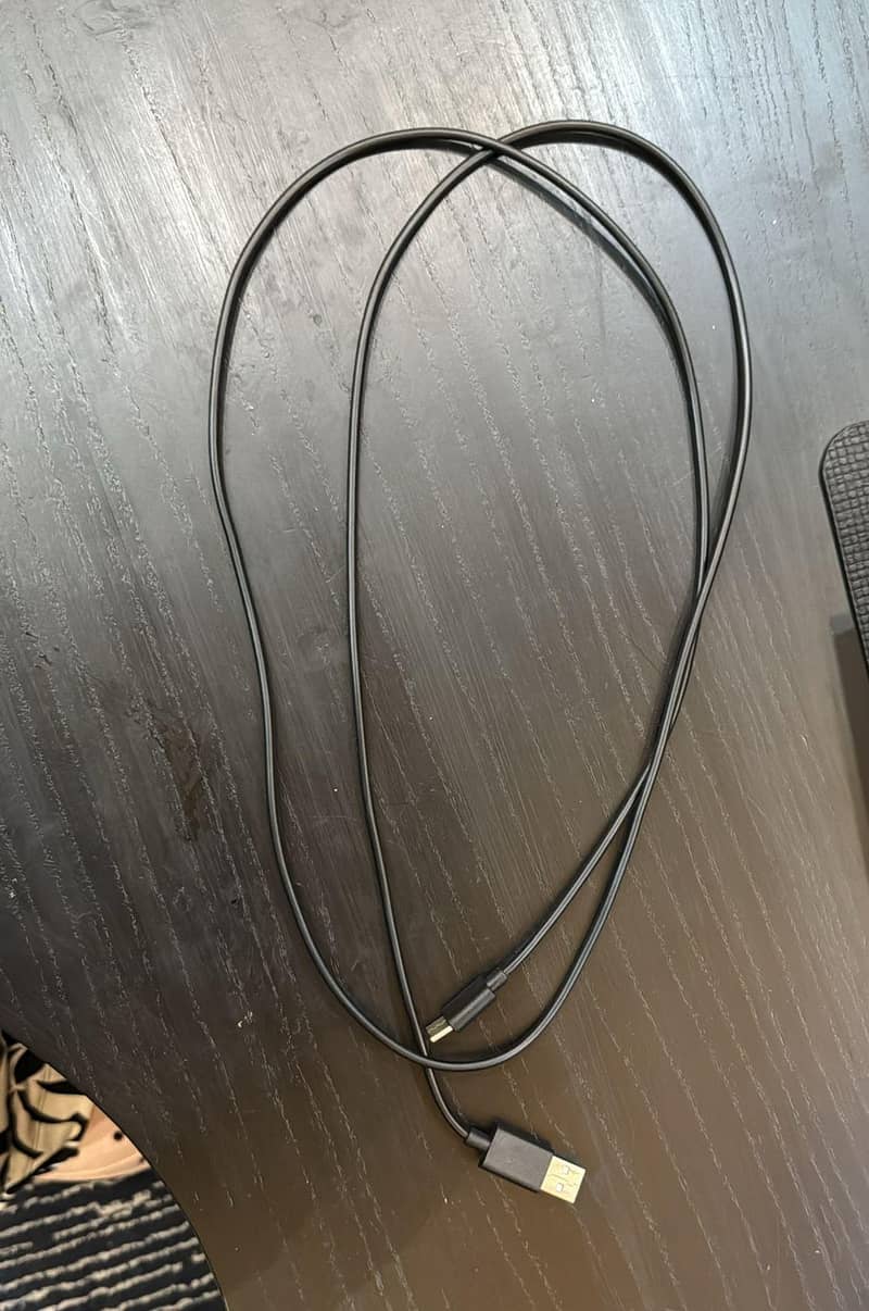 XBOX CONTROLLER CHARGER 1