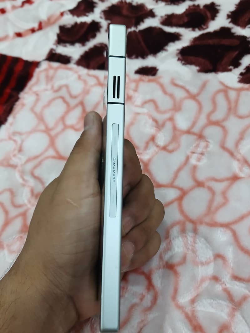 Redmagic 11 pro 6