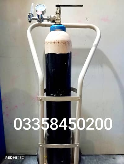 10 litter oxygen cylinder with accessories for sale