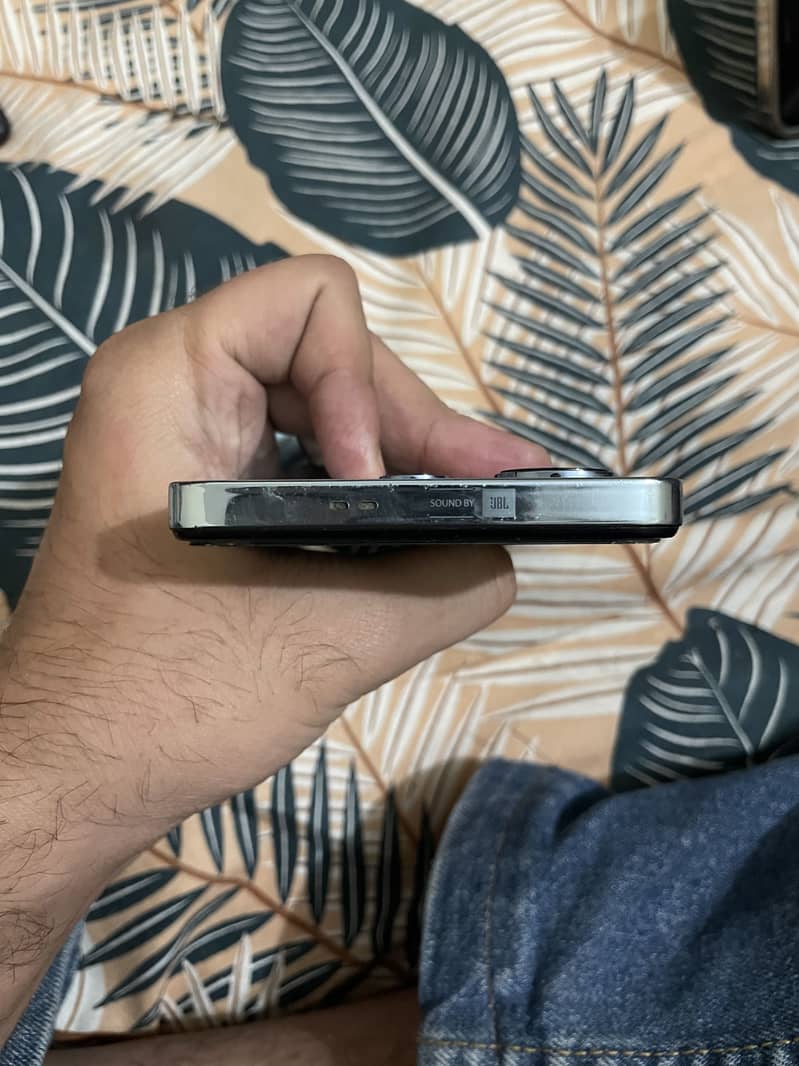 infinix Note 30 5