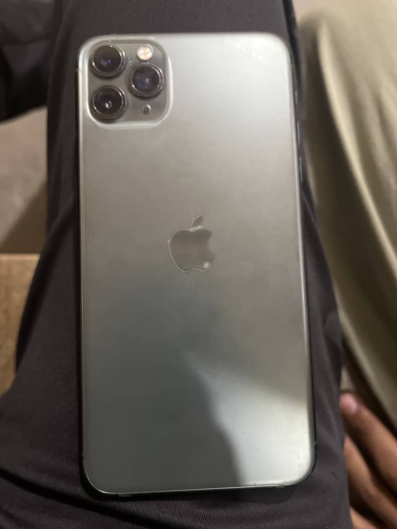 IPhone 11 Pro Max 0