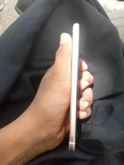 I phone 7 PTA APPROVED