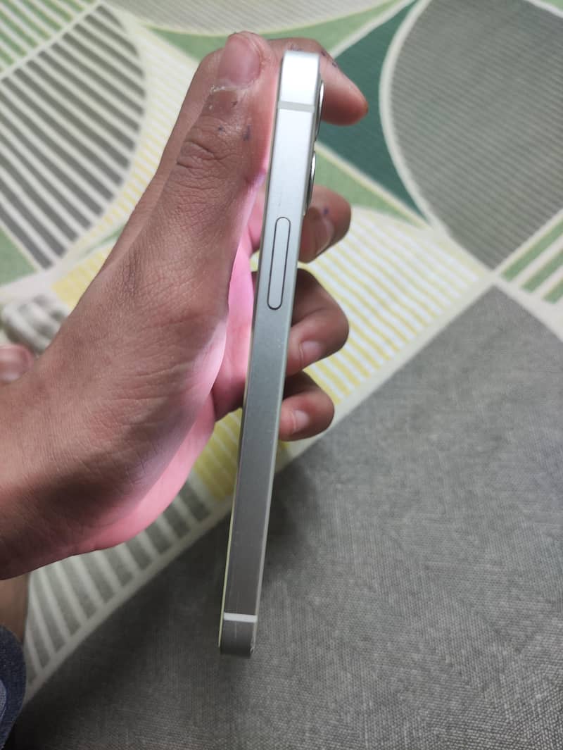 Iphone 12 mini mint condition 3