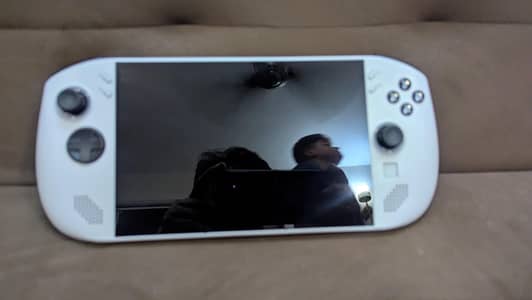 Lenovo legion go s Z2 Go - slightly Used