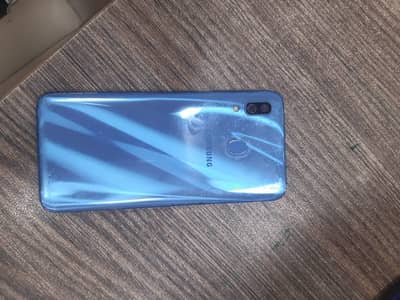 Samsung galaxy a30