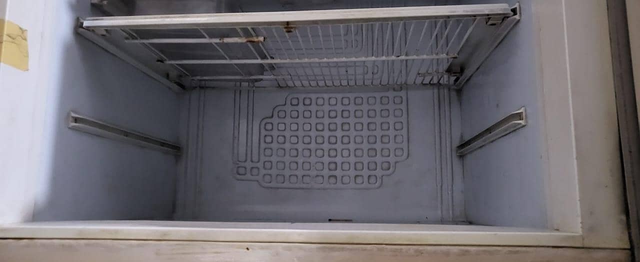 Pell refrigerator 6
