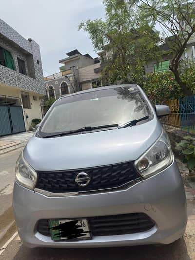 Nissan dayz 2013/16 urgent for sale