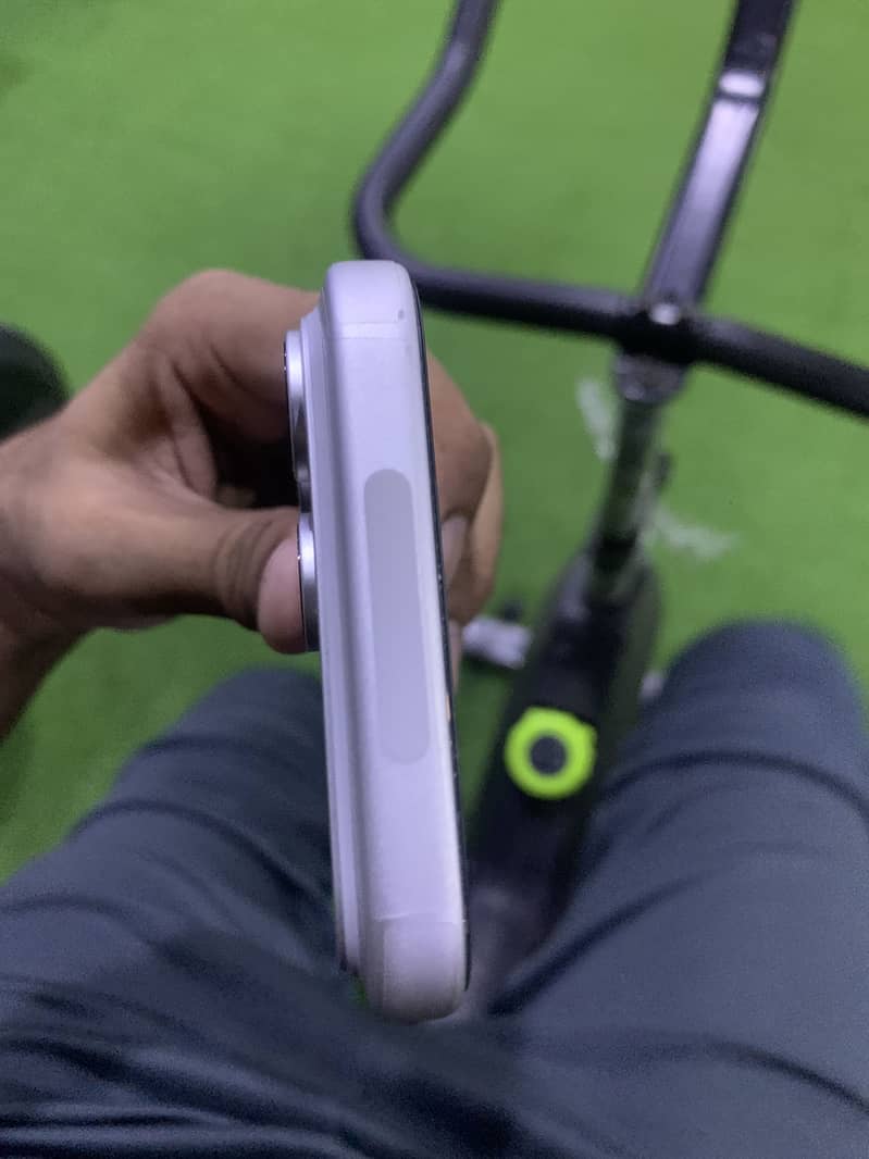 Iphone 17 pro max 2