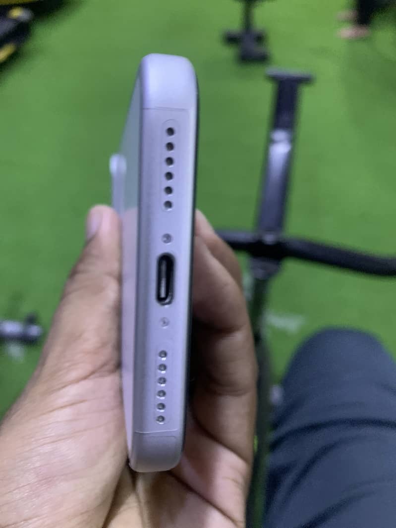 Iphone 17 pro max 5