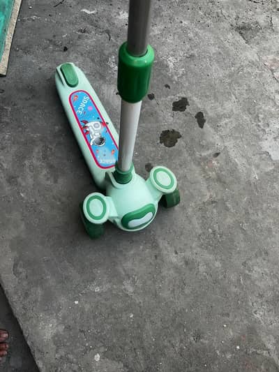 kids scooty