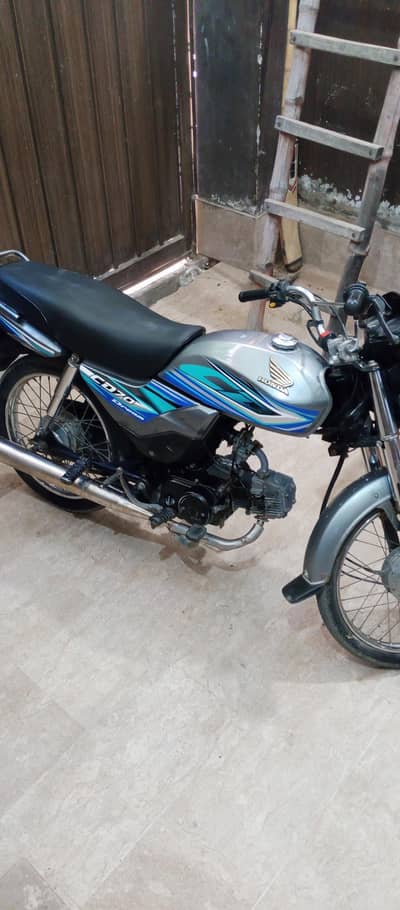 Honda CD 70 dream good condition 19 model