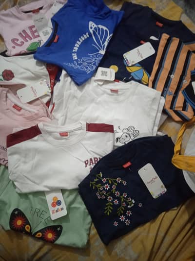 t shirts branded stock