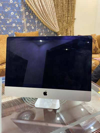 Apple iMac 21.5-inch (Late 2013) | Core i5 | 8GB RAM | 1TB Storage | S