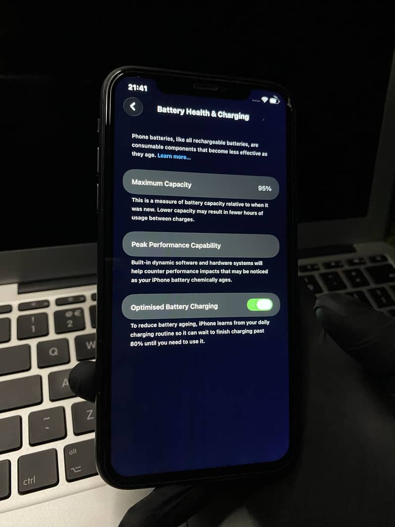 Iphone 11 4