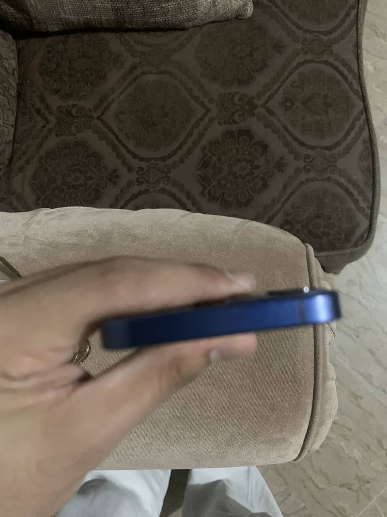 Iphone 12mini 3