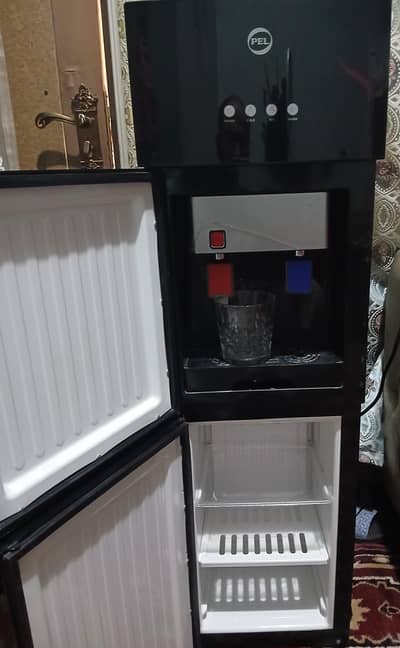 PEL dispenser