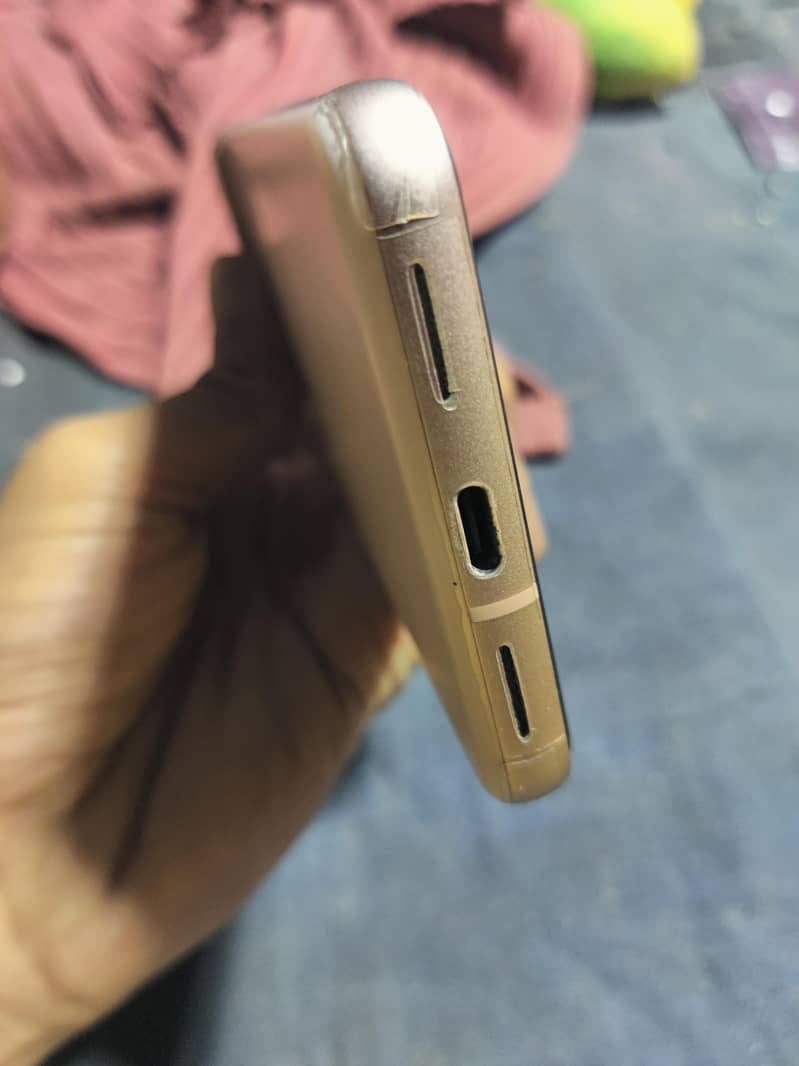 Google Pixel 8 2