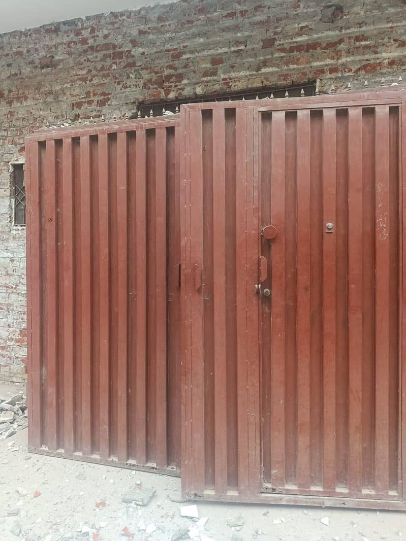 Windows and gate 3