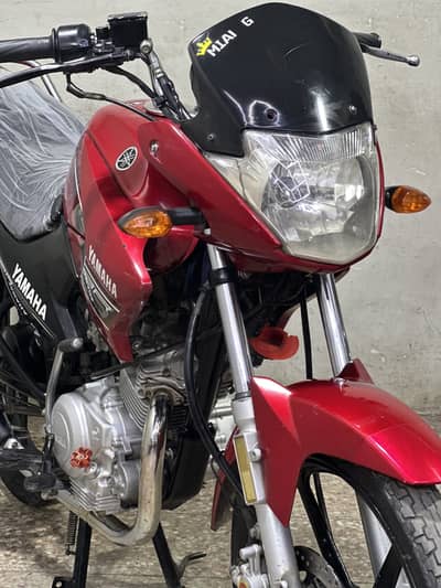 Yamaha ybr125cc 2016 model ( japniese model )